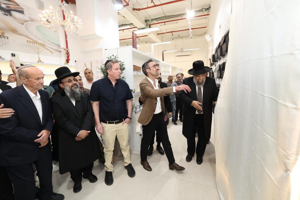 בטקס רב רושם: נחנך אולם התצוגה של 'ארט יודאיקה'