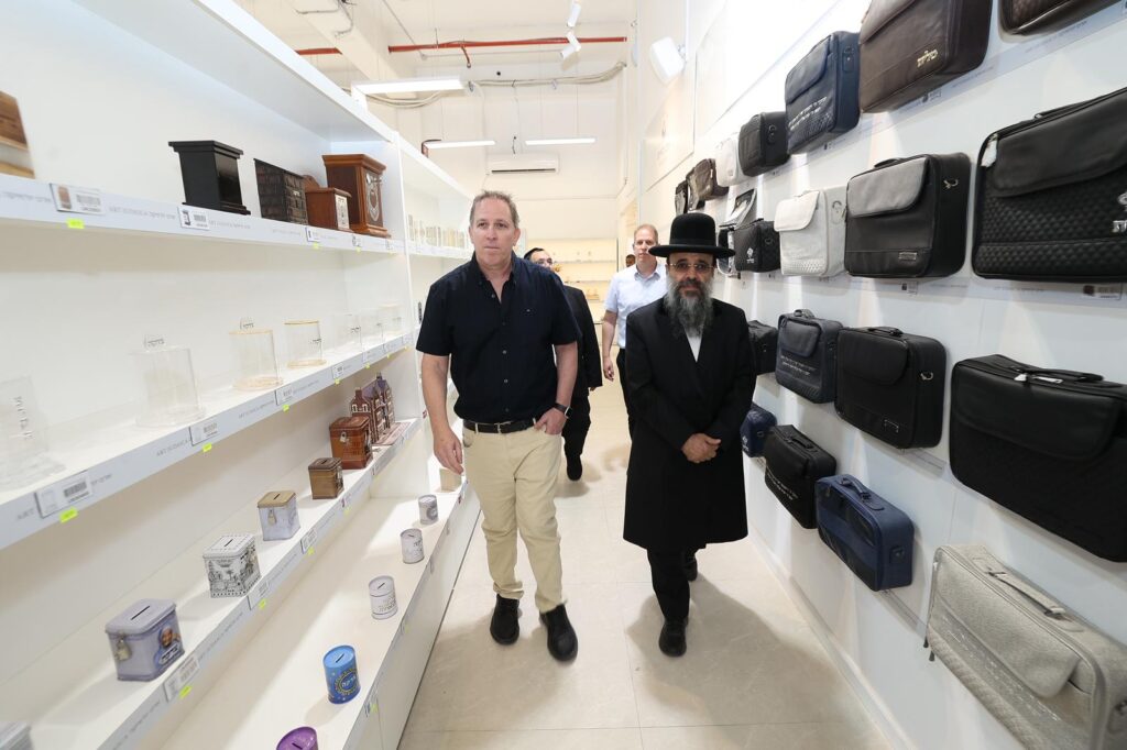 בטקס רב רושם: נחנך אולם התצוגה של 'ארט יודאיקה'