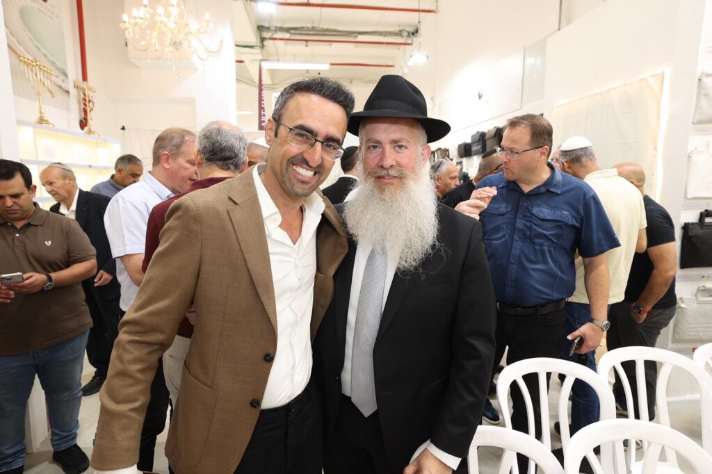 בטקס רב רושם: נחנך אולם התצוגה של 'ארט יודאיקה'