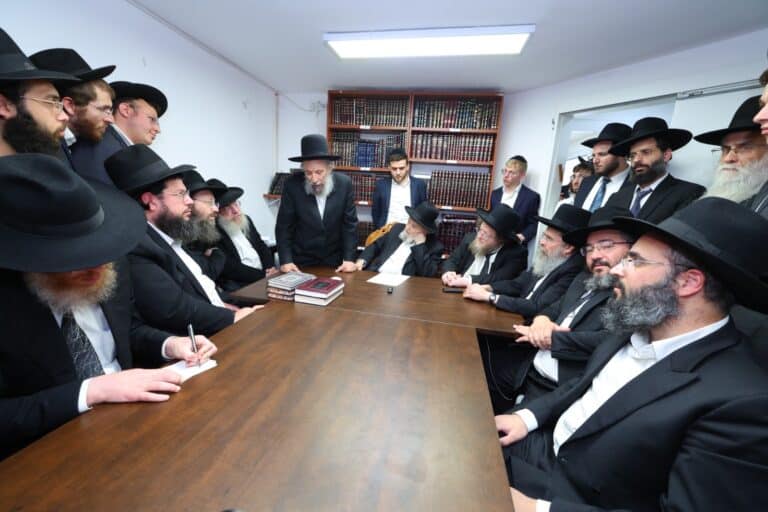 עשרות ראשי כוללים הגיעו להיפרד מרה"י שיוצא הלילה לארה"ב