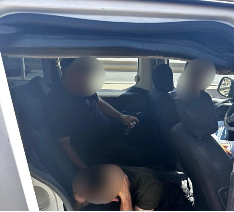 בתא המטען ובמושב האחורי: זה מה שהתגלה בבידוק