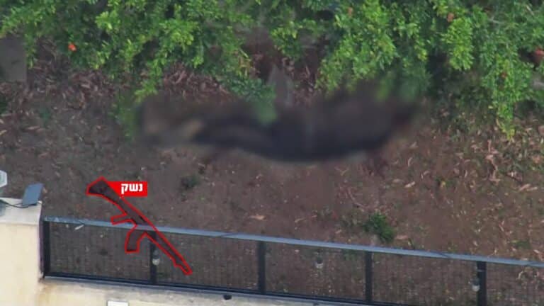 שני מחבלים זוהו ליד כרם שלום, אחד נעצר והשני נמלט