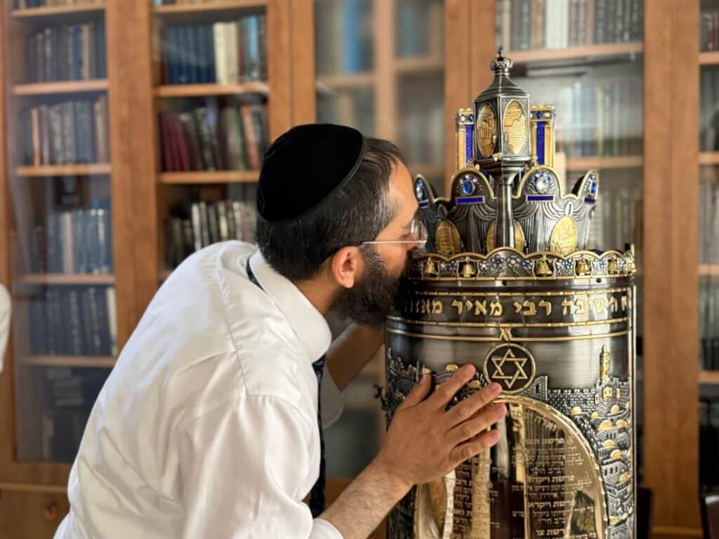 המשב"ק: הבדיקה החסויה והתרגיל של אסיר עולם התורה