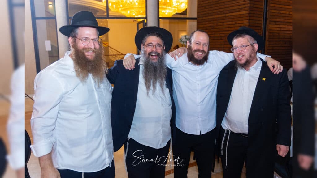 העיתונאי החב"די השיא את בתו: צמרת המדינה עלתה לאחל מזל"ט