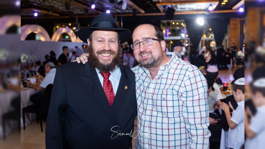 העיתונאי החב"די השיא את בתו: צמרת המדינה עלתה לאחל מזל"ט