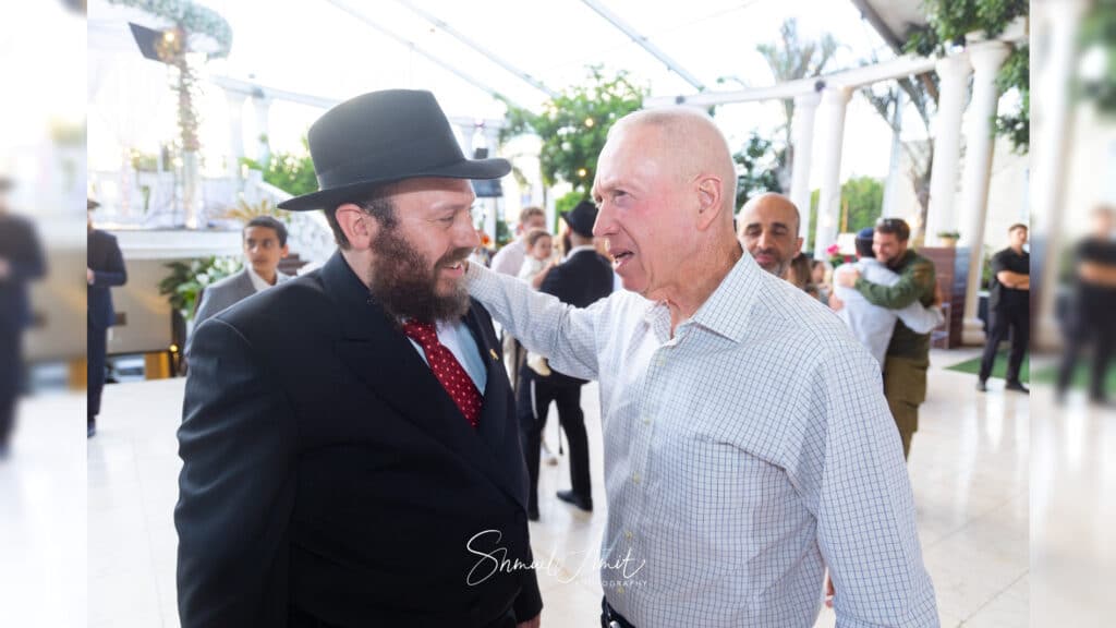 העיתונאי החב"די השיא את בתו: צמרת המדינה עלתה לאחל מזל"ט