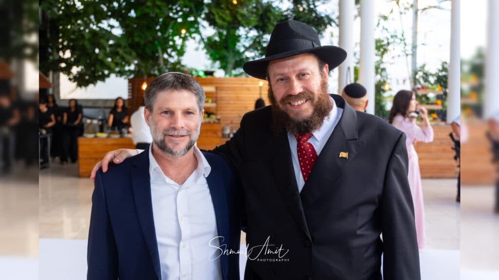העיתונאי החב"די השיא את בתו: צמרת המדינה עלתה לאחל מזל"ט