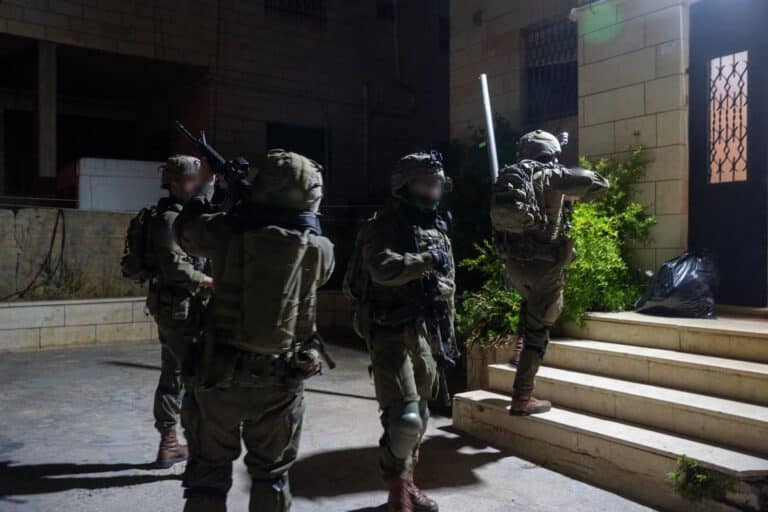 צה"ל פשט על בית המחבל שביצע את הפיגוע בצומת הגוש