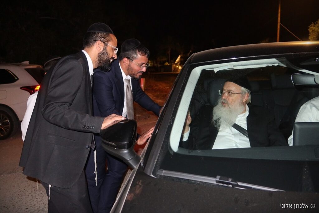 גלריה: רבנים ואישי ציבור עלו לציונו של הצדיק מעג'ור