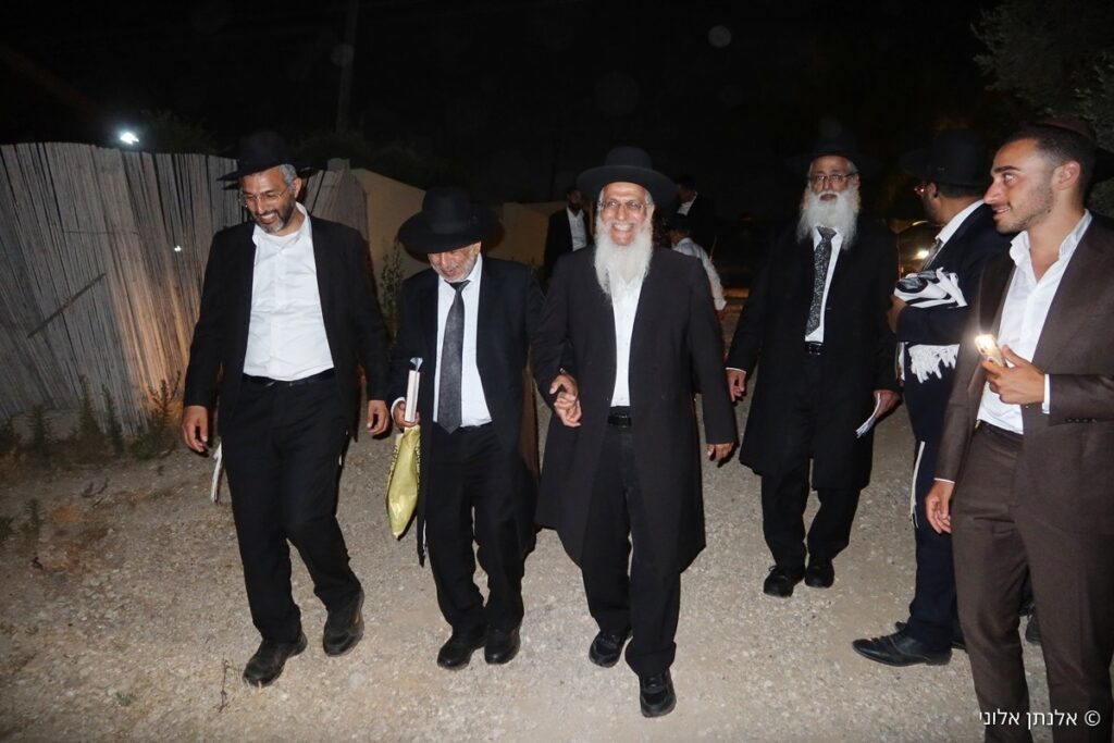 גלריה: רבנים ואישי ציבור עלו לציונו של הצדיק מעג'ור