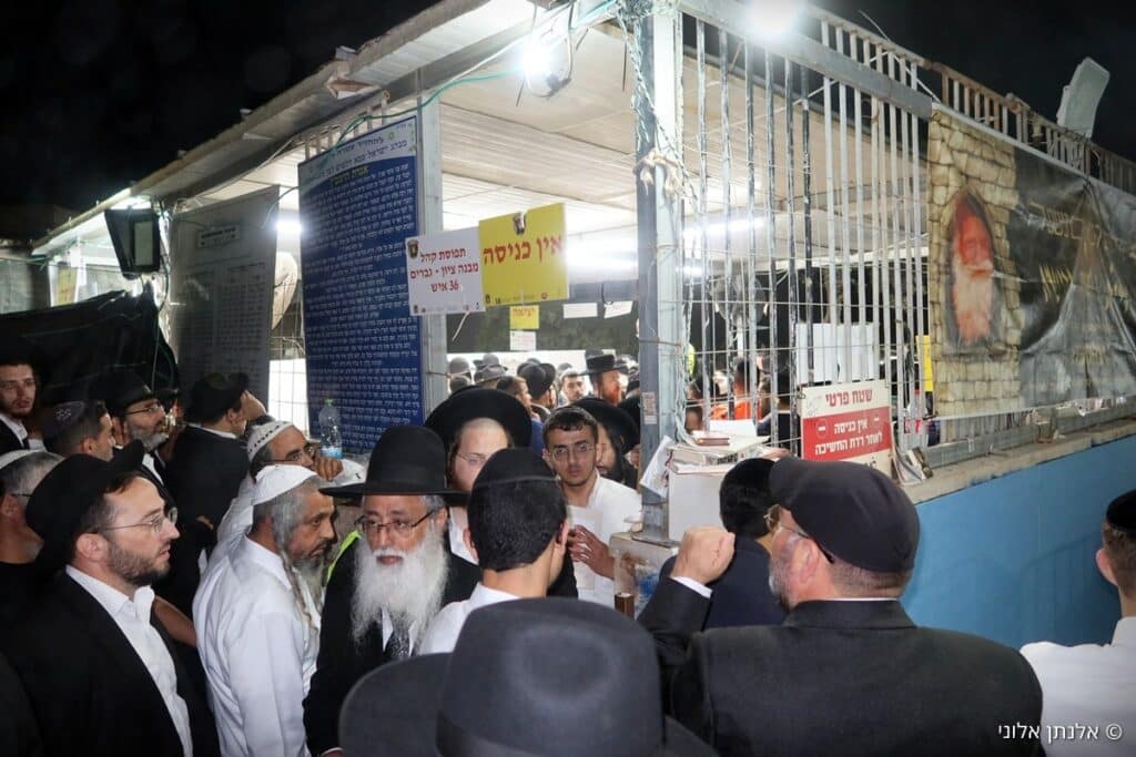 גלריה: רבנים ואישי ציבור עלו לציונו של הצדיק מעג'ור