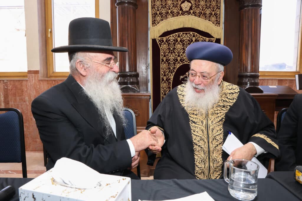 הראשון לציון מסר שיעור בהלכות קרבנות והר הבית הראשון לציון מסר שיעור בהלכות קרבנות והר הבית