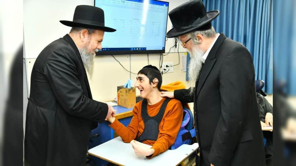 רגעים מרטיטים בסיום מחנה הקיץ המיוחד של 'עלה' רגעים מרטיטים בסיום מחנה הקיץ המיוחד של 'עלה'