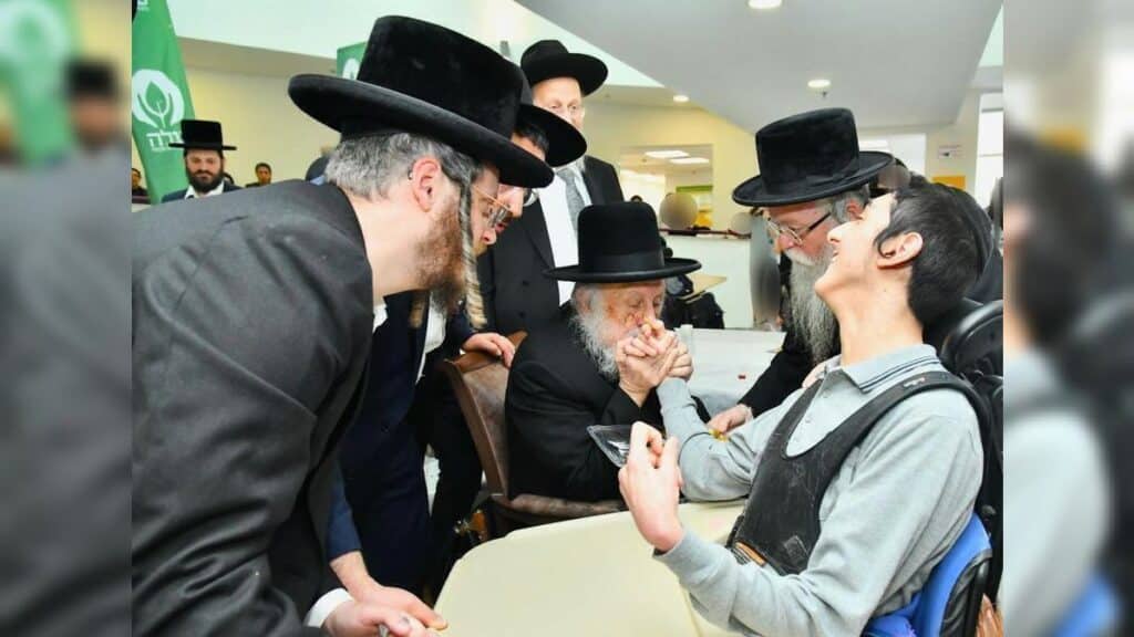 רגעים מרטיטים בסיום מחנה הקיץ המיוחד של 'עלה' רגעים מרטיטים בסיום מחנה הקיץ המיוחד של 'עלה'