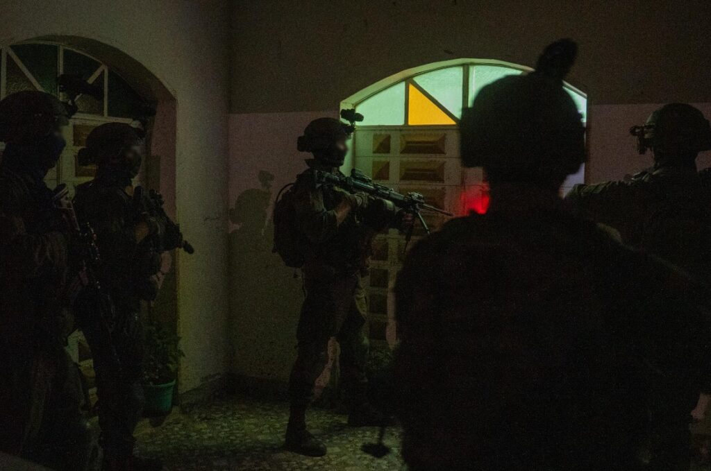 "אנחנו בלב מחנה הפליטים": המ"פ מספר על החיים בג'נין "אנחנו בלב מחנה הפליטים": המ"פ מספר על החיים בג'נין