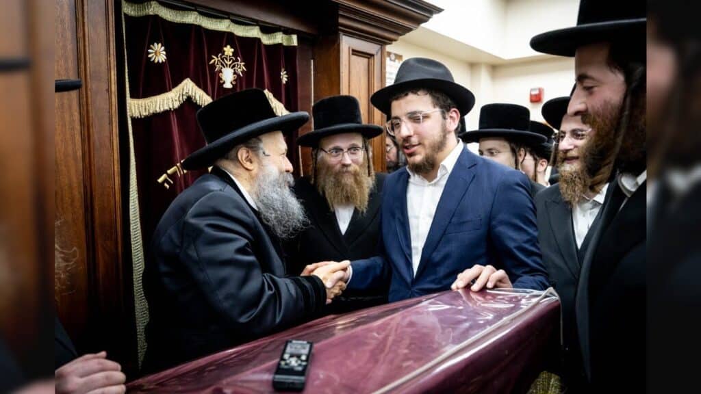 גלריה: תלמידי הישיבה ממוסקבה נבחנו אצל גדולי הדור בארה"ב