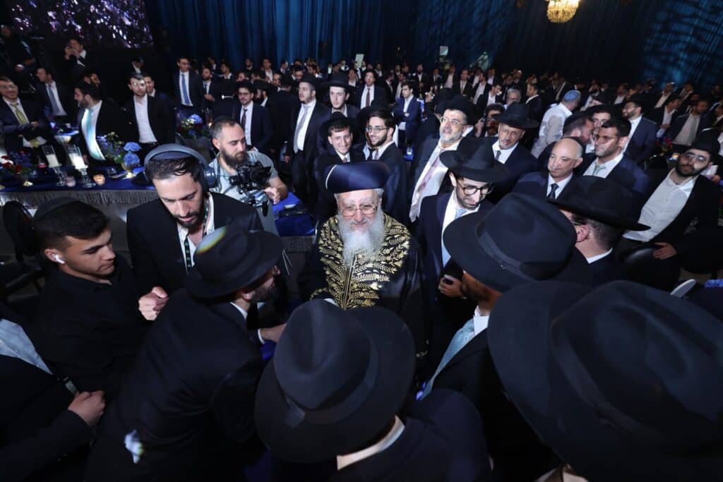 40 שנים לממלכת התורה 'יחווה דעת'