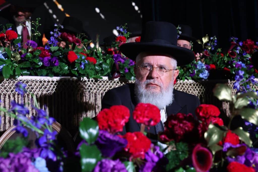 40 שנים לממלכת התורה 'יחווה דעת'