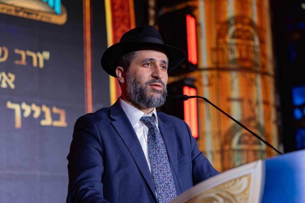 40 שנים לממלכת התורה 'יחווה דעת'