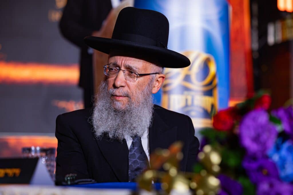 40 שנים לממלכת התורה 'יחווה דעת'