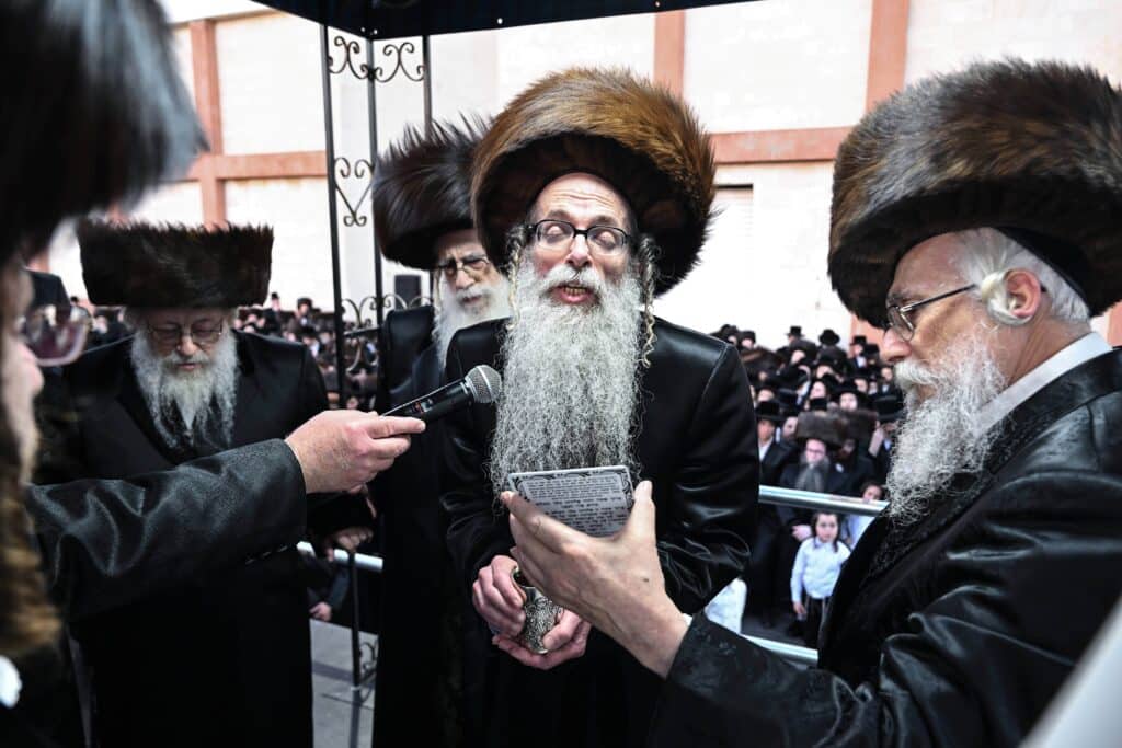 השמחה הגדולה בקריית צאנז - נישואי נכדת האדמו"רים