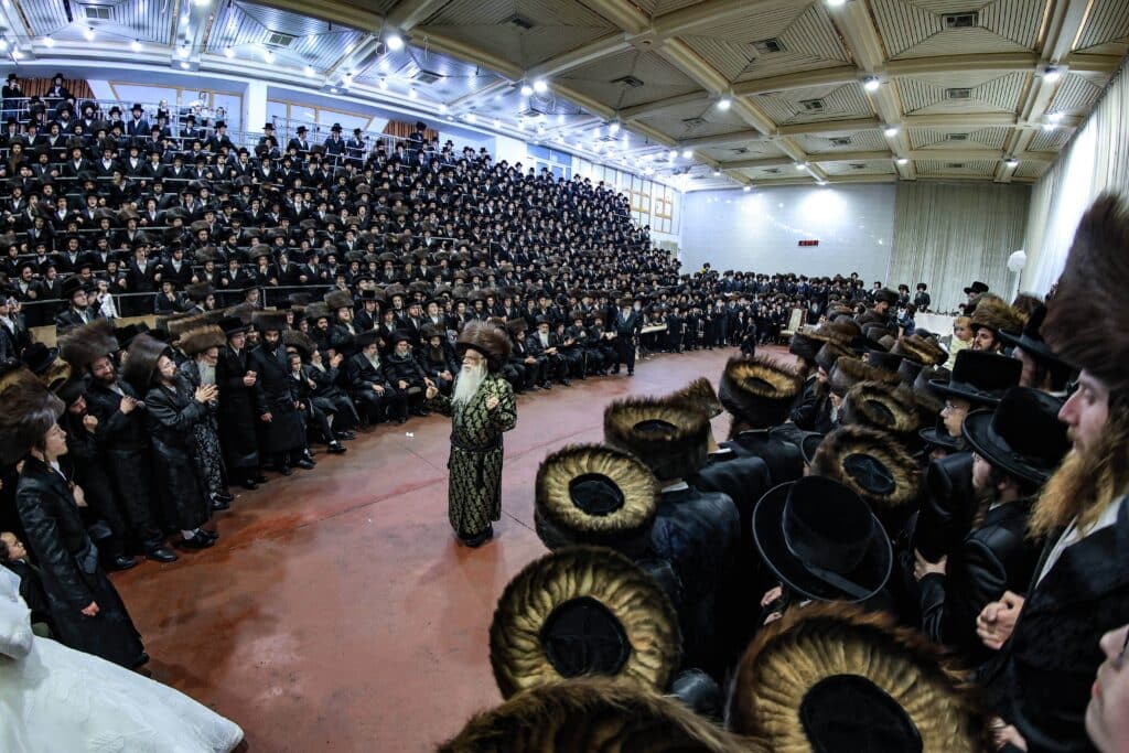 השמחה הגדולה בקריית צאנז - נישואי נכדת האדמו"רים