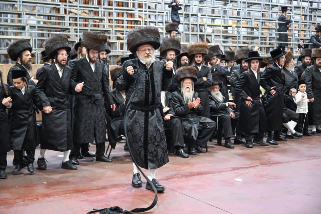 השמחה הגדולה בקריית צאנז - נישואי נכדת האדמו"רים