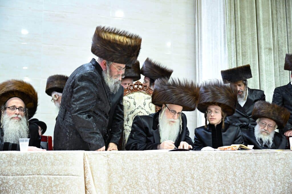 השמחה הגדולה בקריית צאנז - נישואי נכדת האדמו"רים