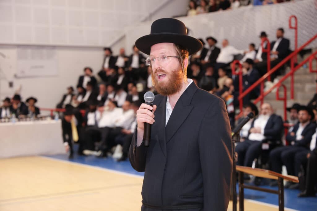גלריה: ילדי 'מוסדי עולם' במסיבת חומש מרגשת