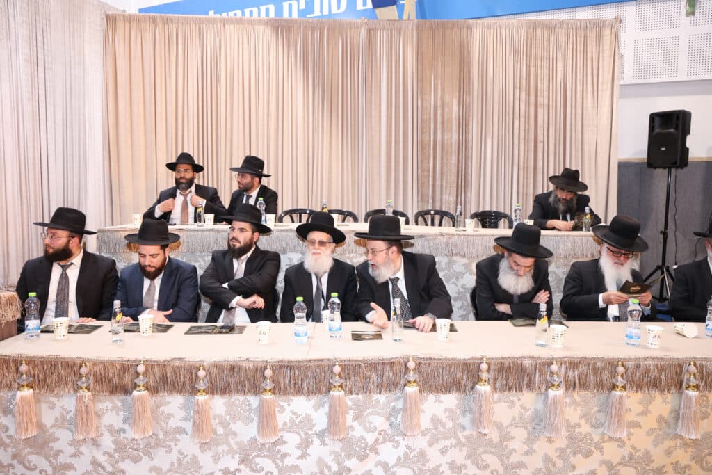 גלריה: ילדי 'מוסדי עולם' במסיבת חומש מרגשת