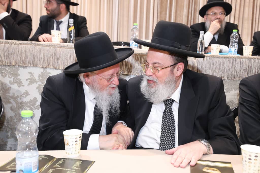 גלריה: ילדי 'מוסדי עולם' במסיבת חומש מרגשת