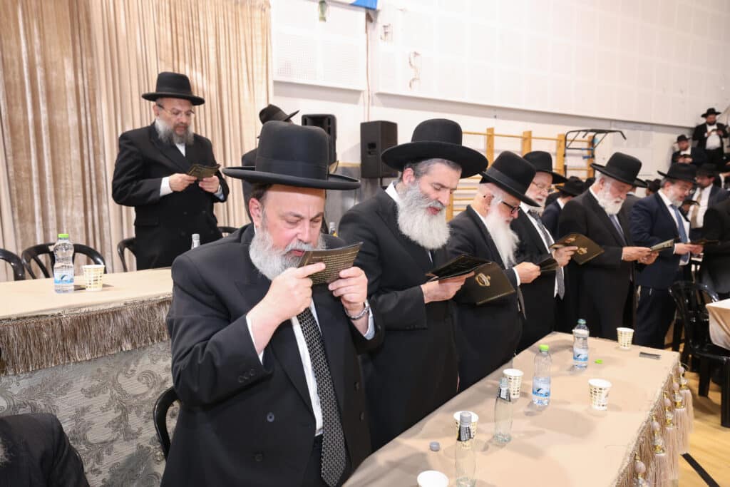 גלריה: ילדי 'מוסדי עולם' במסיבת חומש מרגשת