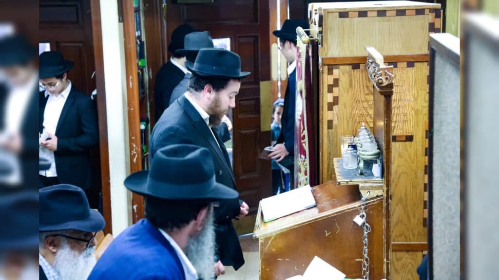 גלריה: תלמידי הישיבה ממוסקבה נבחנו אצל גדולי הדור בארה"ב