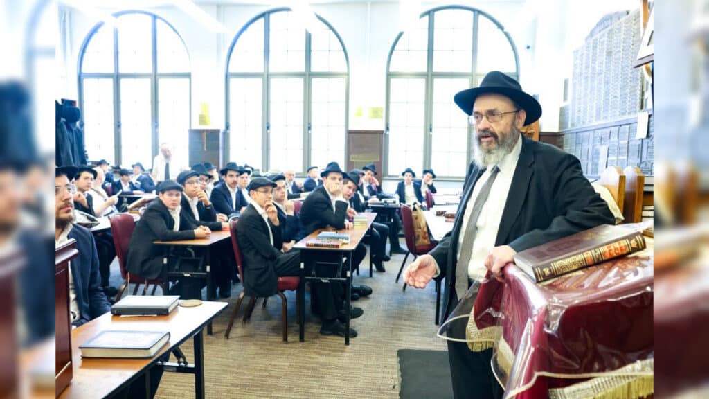 גלריה: תלמידי הישיבה ממוסקבה נבחנו אצל גדולי הדור בארה"ב