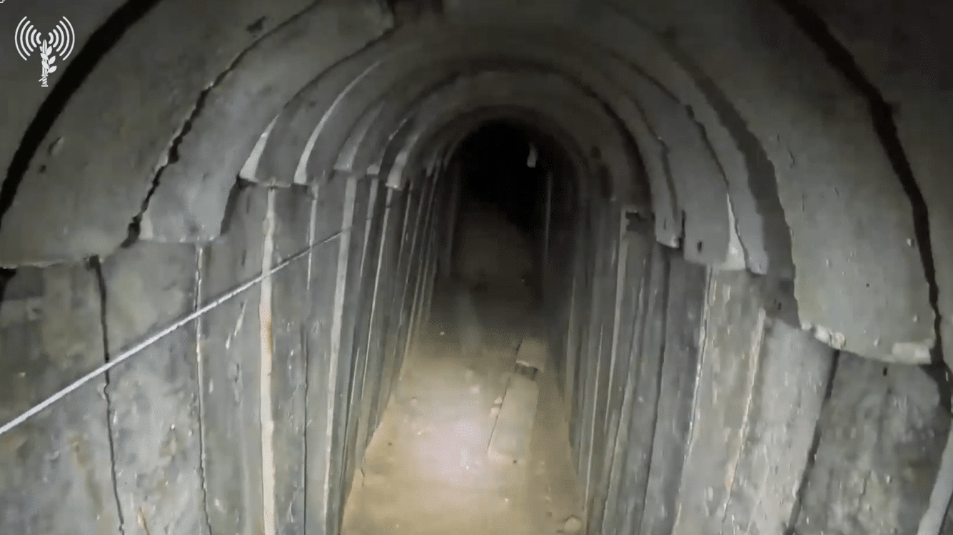 צפו: צה"ל חשף והשמיד מנהרת טרור בצפון הרצועה