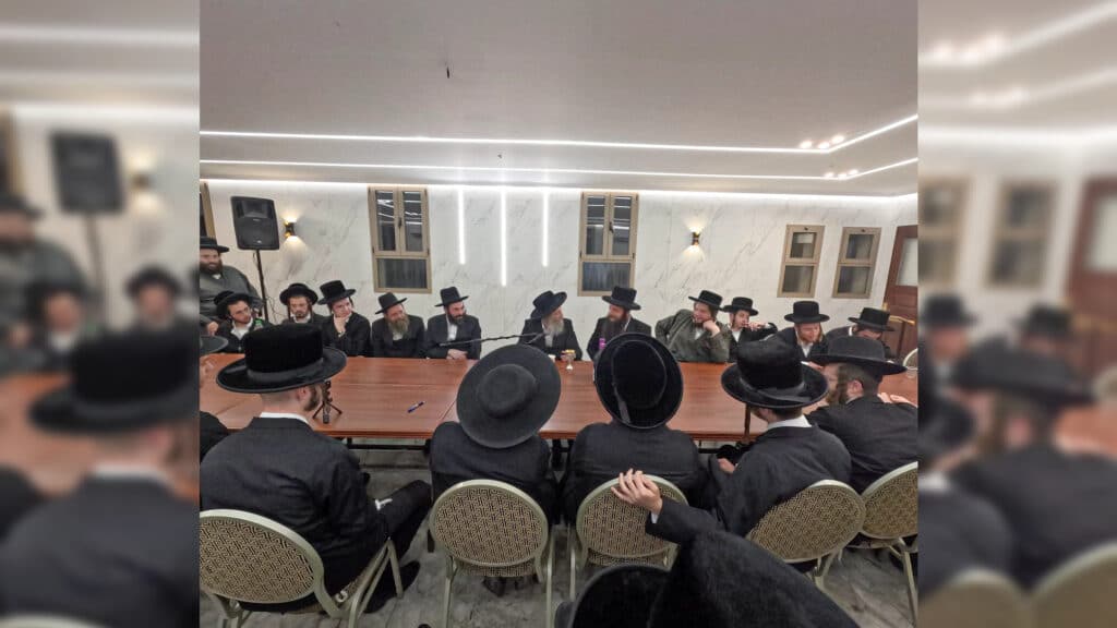 הרה"צ רבי אלימלך בידרמן בשיחת חיזוק בישיבת 'אהבת דוד'