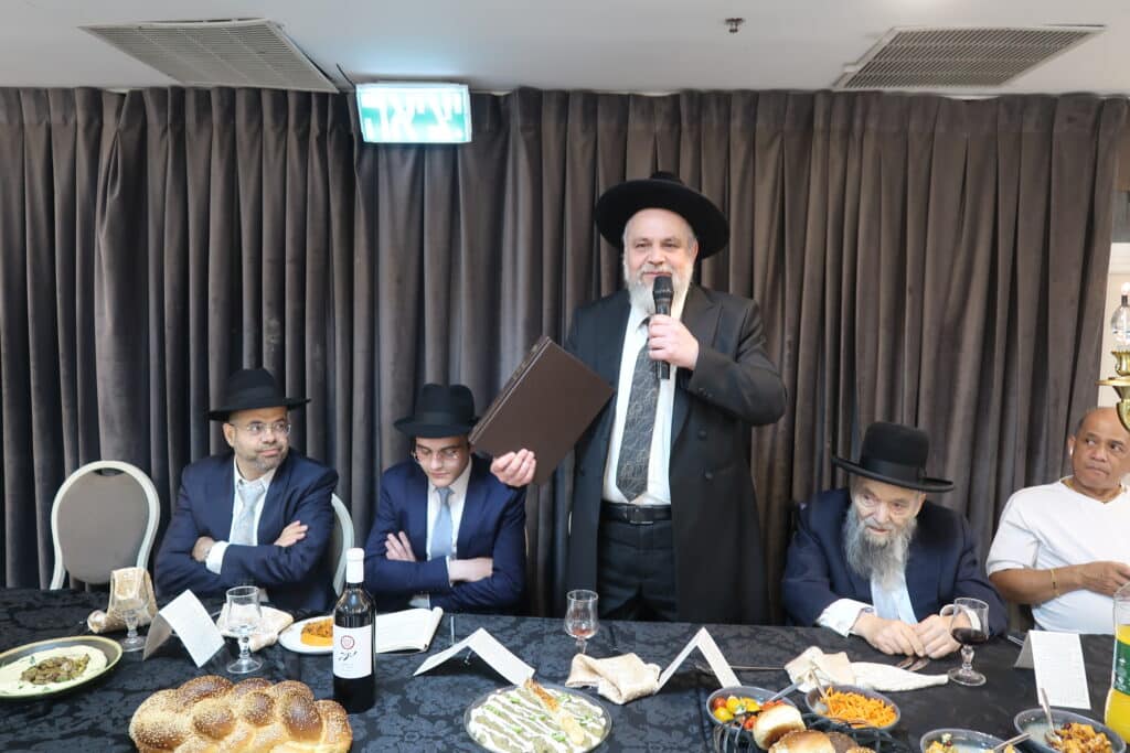 שמחת אירוסין נערכה לנכד הגאון רבי צבי פדידה שליט"א 