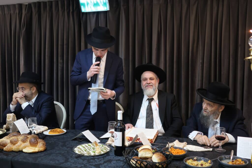 שמחת אירוסין נערכה לנכד הגאון רבי צבי פדידה שליט"א 