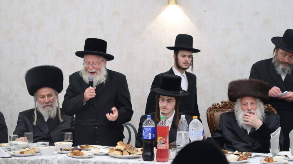 המשב"ק: דאגה בחסידות, הרפיון בישיבה והפאות ששינו צבע