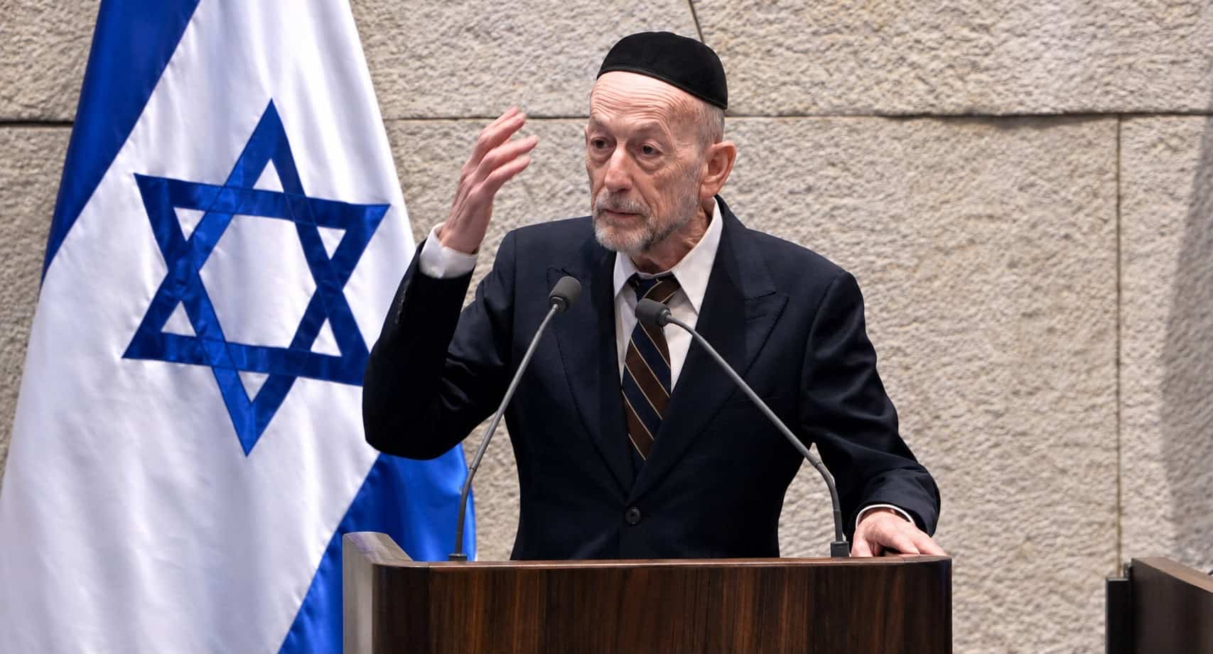 מקלב תקף בנאום במליאה: "במה אנחנו עם יהודי? בפלאפל?"