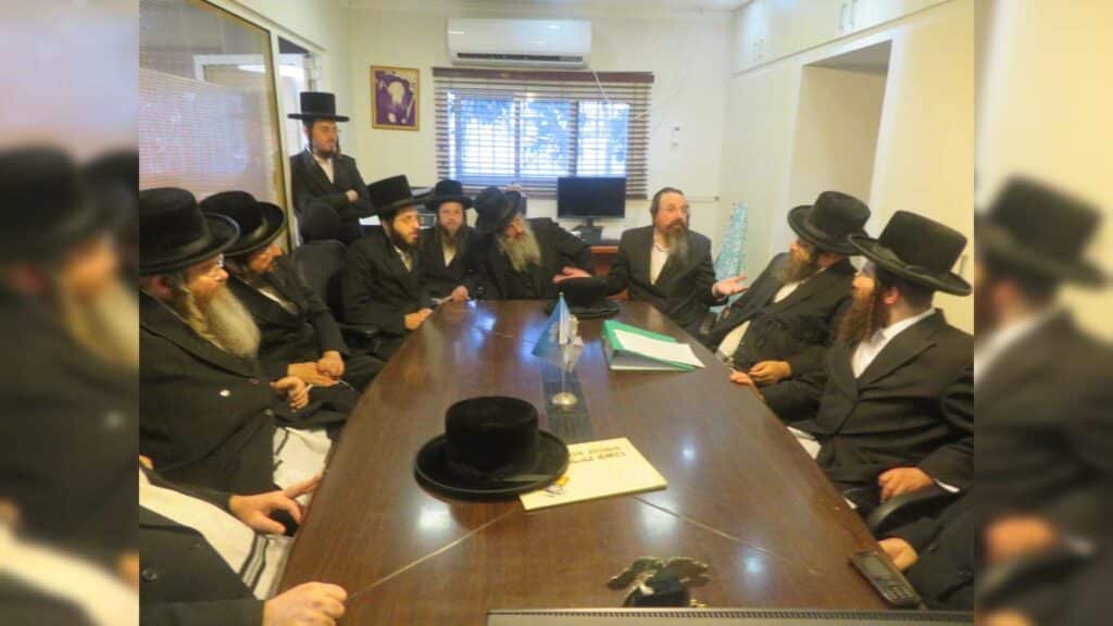 המשב"ק: התקנון בתפרח וארון הקודש של בימ"ד עליון