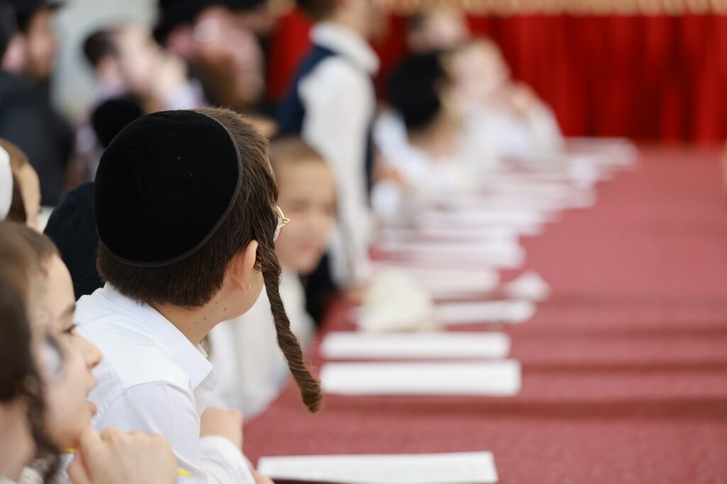 תלמידי הת"ת הדהימו את הדיינים וההורים