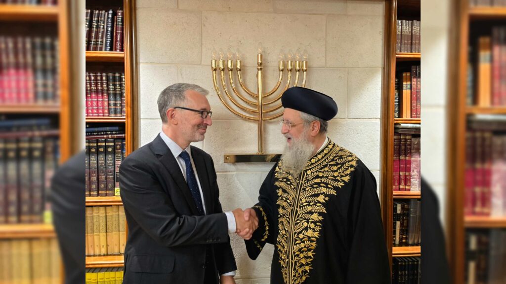 המשב"ק: התקנון בתפרח וארון הקודש של בימ"ד עליון