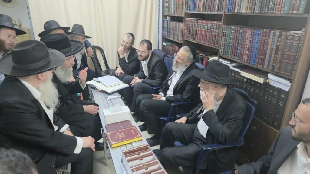 המשב"ק: התקנון בתפרח וארון הקודש של בימ"ד עליון