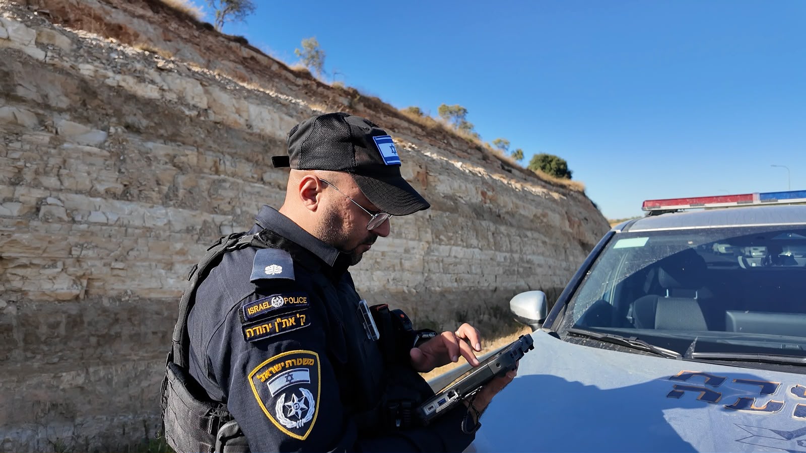 המשאית עם לוחיות מזויפות ותקלה שהבהילה את השוטרים