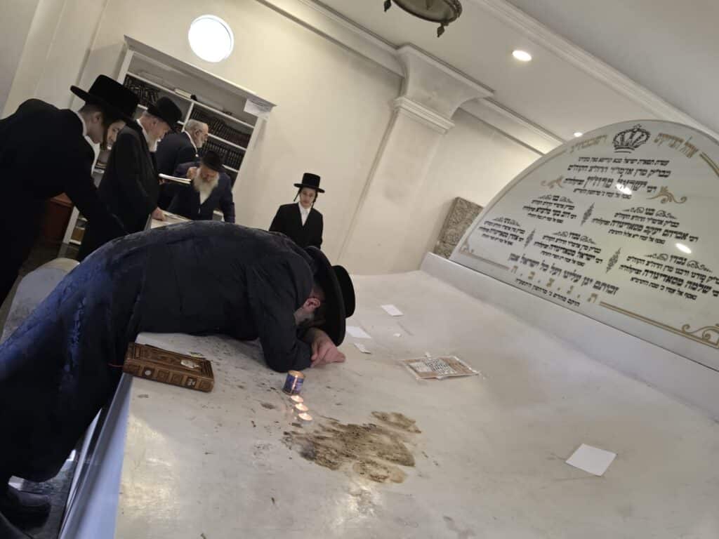 המשב"ק: התקנון בתפרח וארון הקודש של בימ"ד עליון