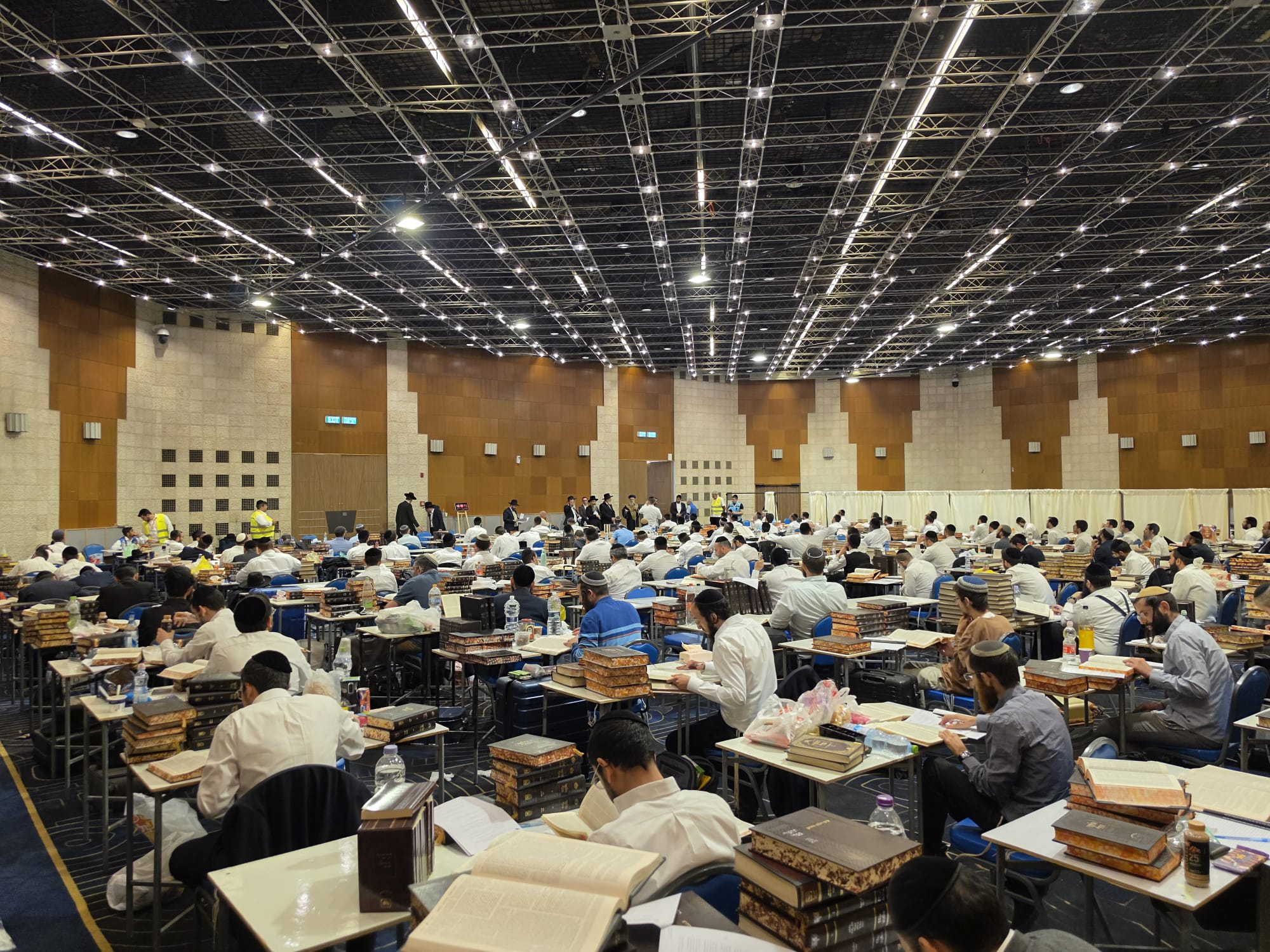 שיא: יותר מ 6,000 כבר נרשמו למבחני הרבנות הבאים