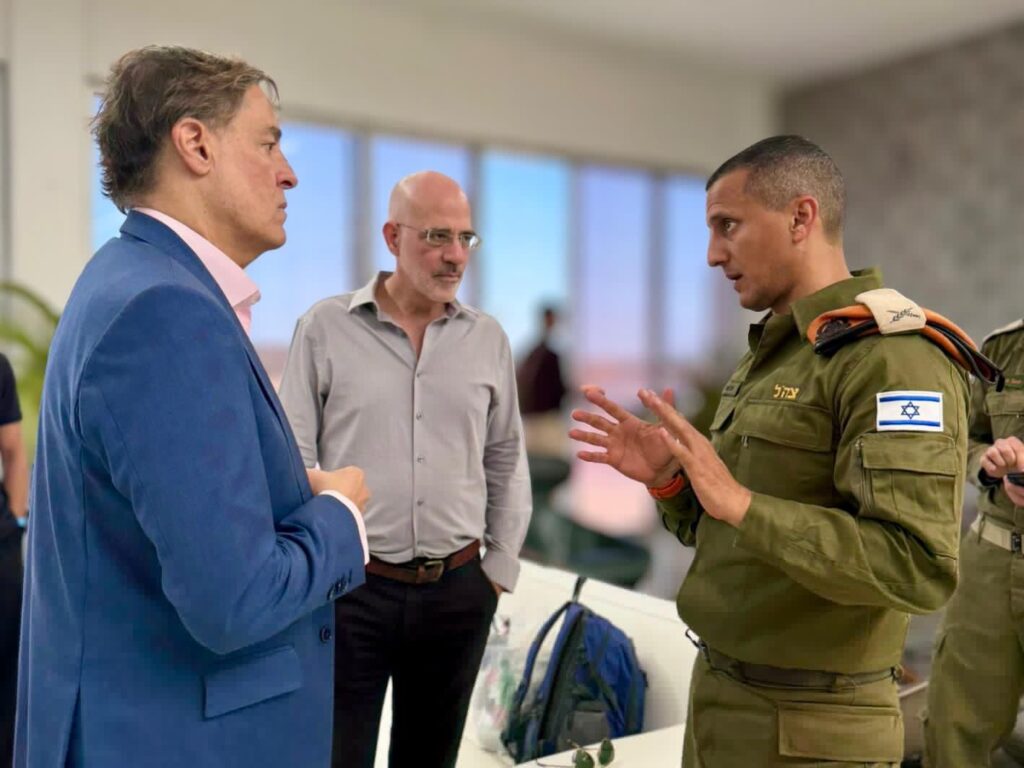 מהקריסה ועד הנשיאה: מאחורי המשימה בוונצואלה