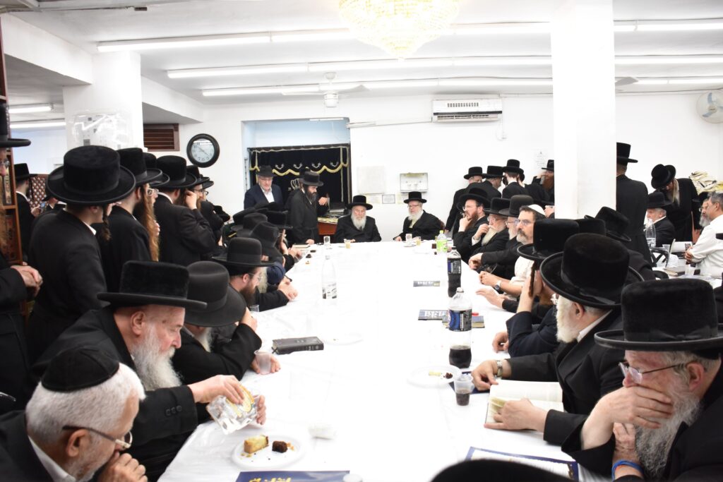 מעמד השלושים בחצר הקודש וואסלוי בבני ברק
