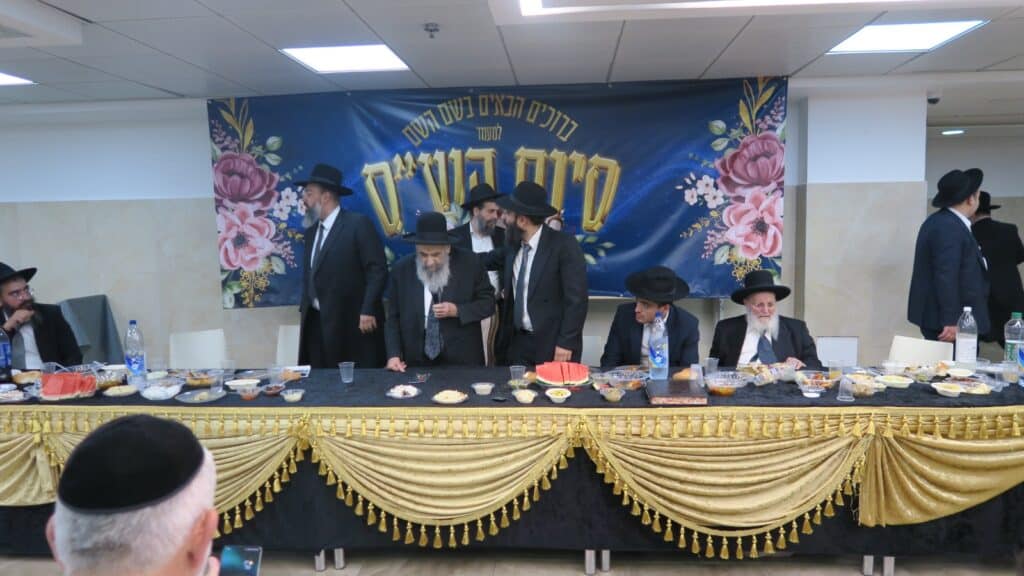 הגר"מ צדקה: "הטיפשים אומרים מי שבישיבה בית סוהר - להפך" הגר"מ צדקה: "הטיפשים אומרים מי שבישיבה בית סוהר - להפך"